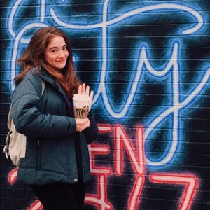 Meet your Posher, Paige